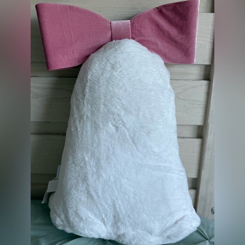 Martha Stewart Faux Fur Decorative Ghost Pink Bow Pillow🎀 - Picture 3 of 5